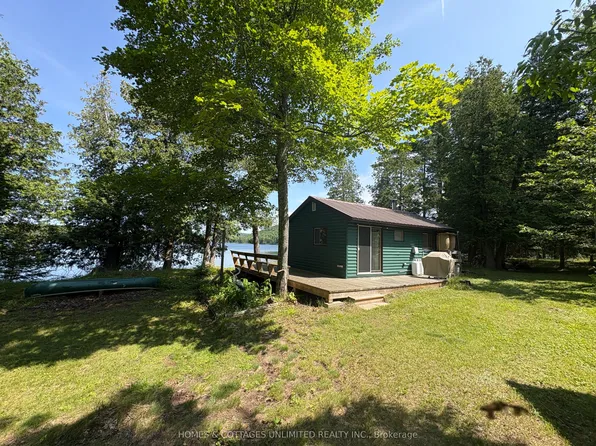 2102 Clyde Ln, Lanark Highlands, ON K0G 1K0