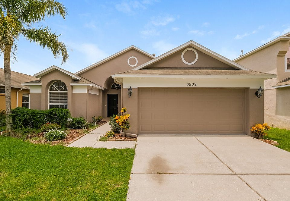 1st image of 3909 Judson Dr
