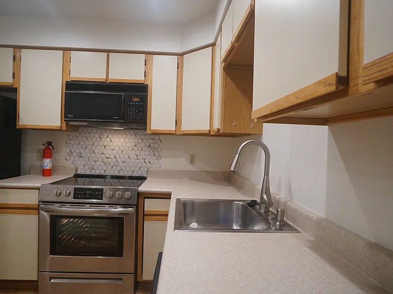2805 Sundown Ln #312 — Photo 31