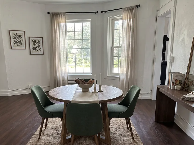 505 Wellington St — Photo 9