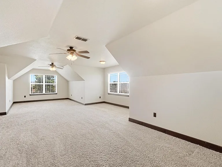 133 Prairie Creek Way — Photo 28