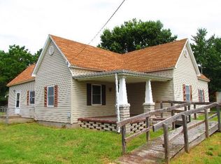 611 N Washington St, Walnut Grove, MO 65770