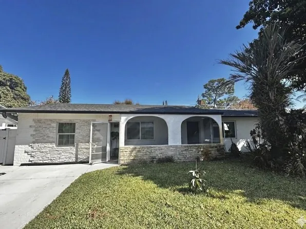 1301 SE Sandpiper Lane, Stuart, FL 34996