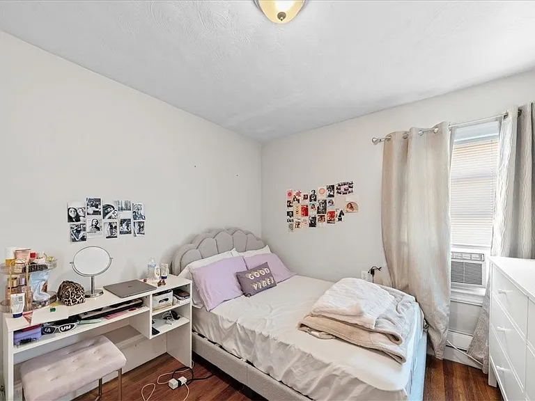 53 Sterling Ave #1 — Photo 9