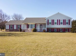 210 S Houcksville Rd, Hampstead, MD 21074