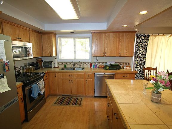 5th image of 23008 NE 232nd Ave