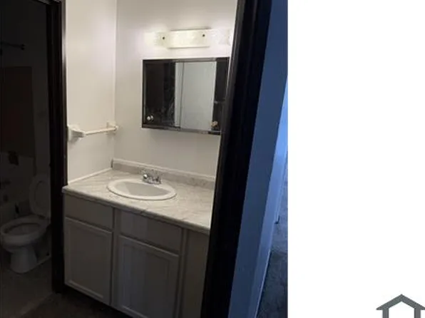 8526 N Servite Dr, Milwaukee, WI 53223