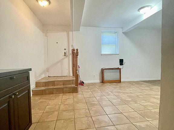 2nd image of 1840 E 13th St