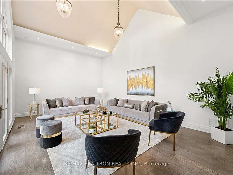 48 Arnold Ave — Photo 24