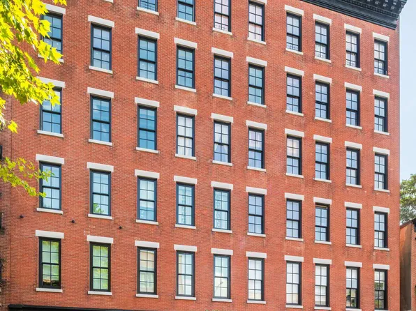 Pickwick House
