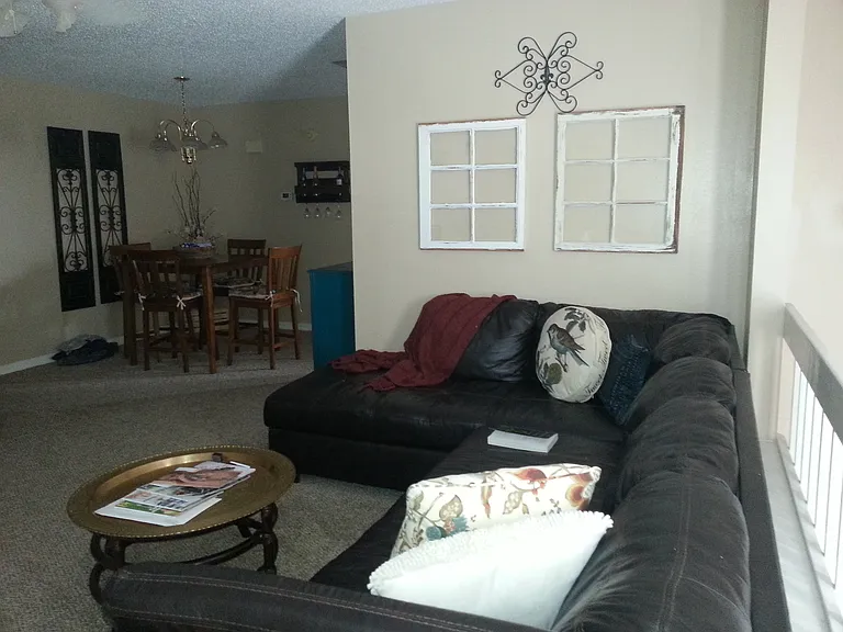 48 Meadow Creek Dr — Photo 8