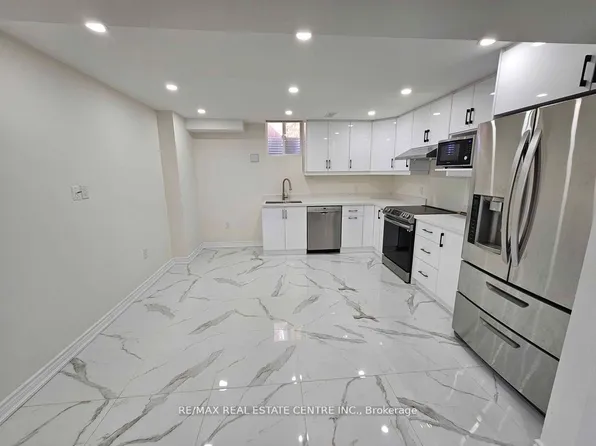 238 Rowe Ter, Milton, ON L9T 8E8