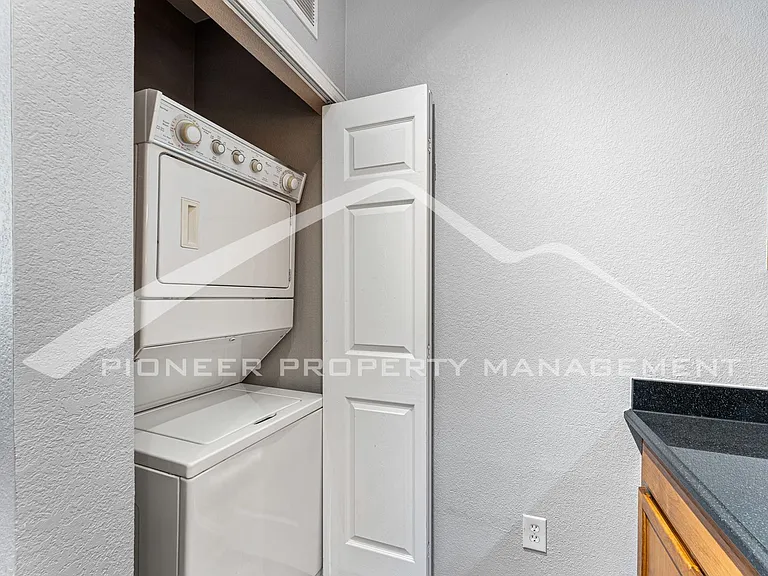 3875 S Dayton St #203 — Photo 16