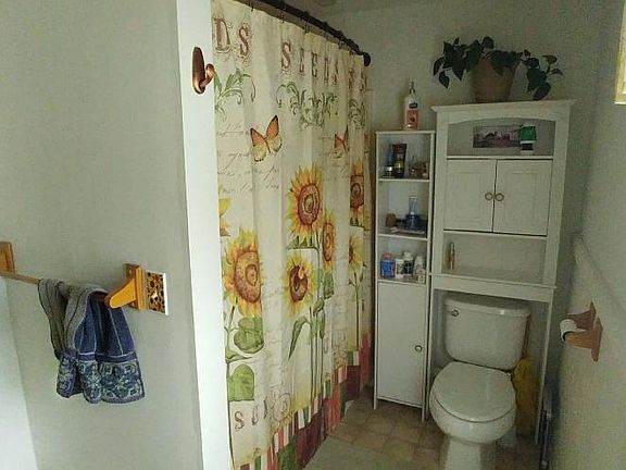 Full Bath with Tub and Shower