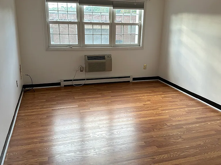 11 Old Colony Ln #7 — Photo 10