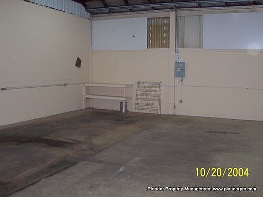 2nd image of 206 NE Channon Ave