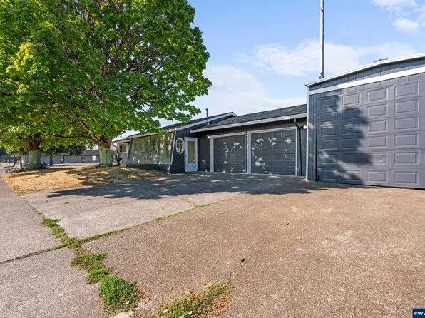 2299 20th Ave SE, Albany, OR 97322