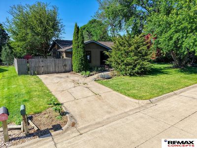1516 Kennedy Dr, York, NE, 68467