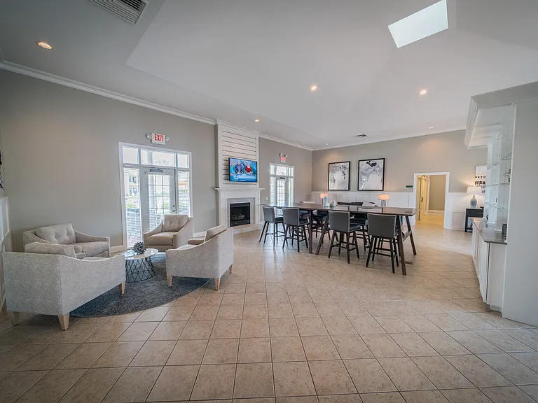 Northwind Apartments — Photo 1
