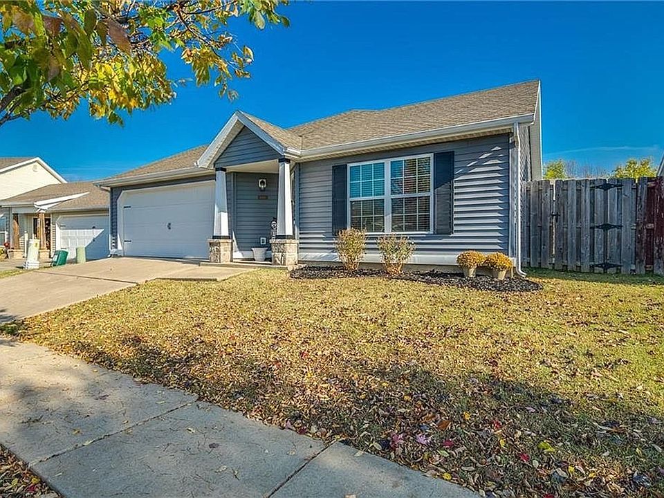 1st image of 4360 Pecan St