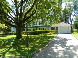 4012 Fairway Rd, Lafayette Hill, PA 19444