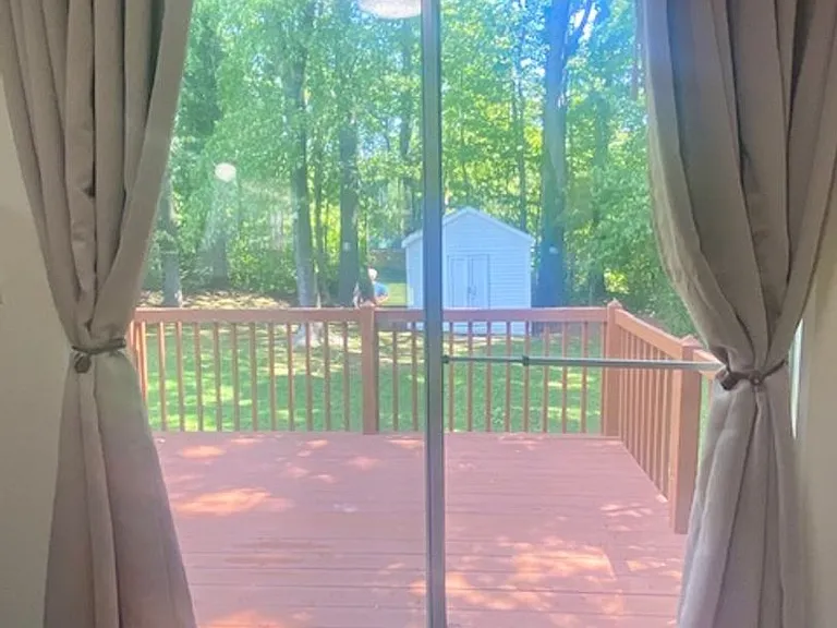 133 Howard Dr — Photo 17