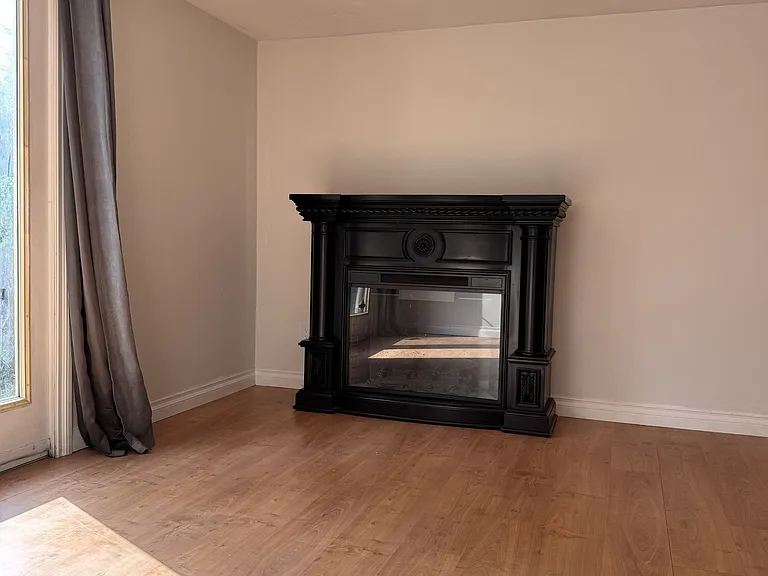 145 Penfield Dr — Photo 14