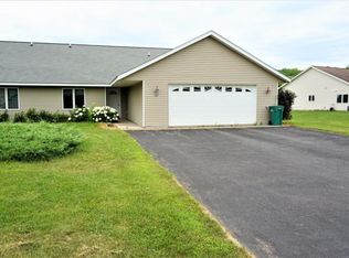 107 Baileyville Ct, Knapp, WI 54749