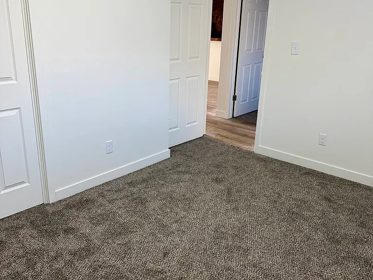 1349 E 3090 N — Photo 10