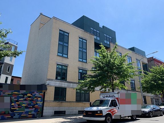 3rd image of 35 Underhill Ave