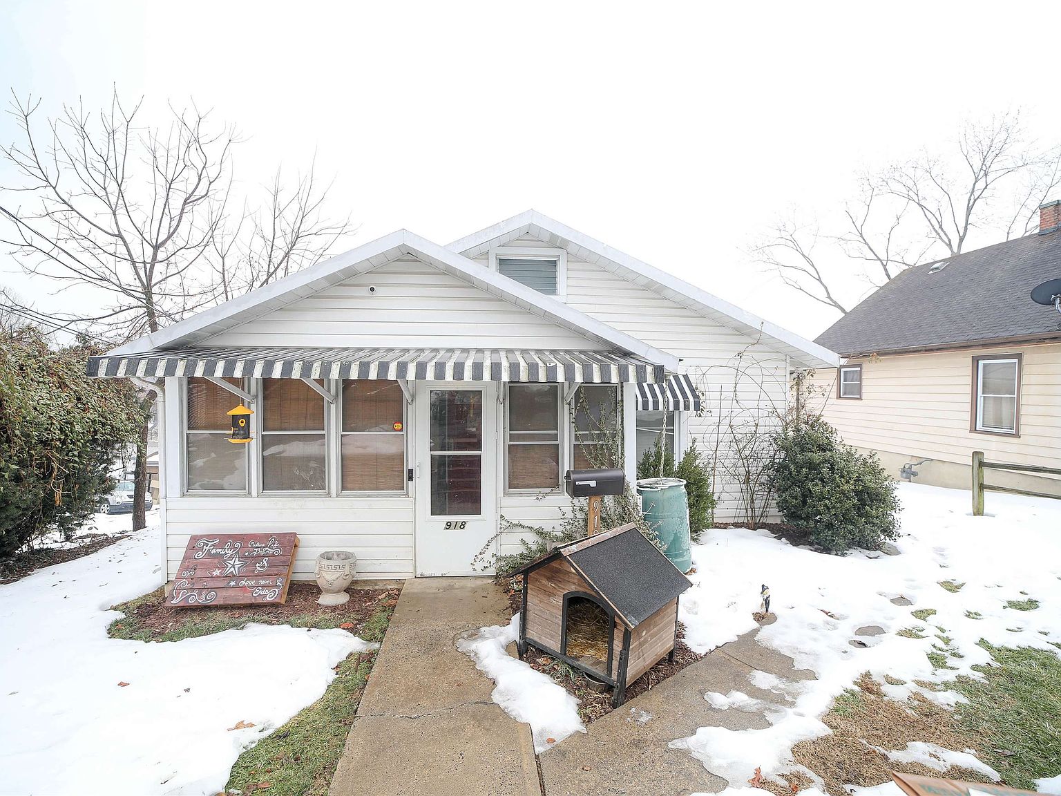 918 Grayson Ave, Waynesboro, VA 22980 Zillow