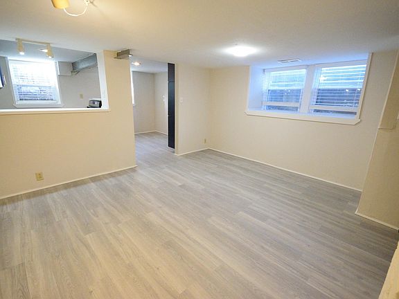 4th image of 808 W 38th St #B