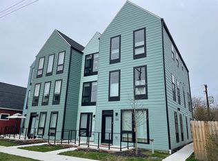 2222 Fulton Rd #301, Cleveland, OH 44113