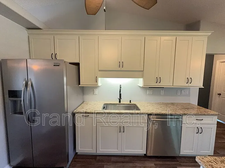 3951 Harbors Port St — Photo 13