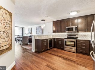 233 S 6th St APT 211D, Philadelphia, PA 19106