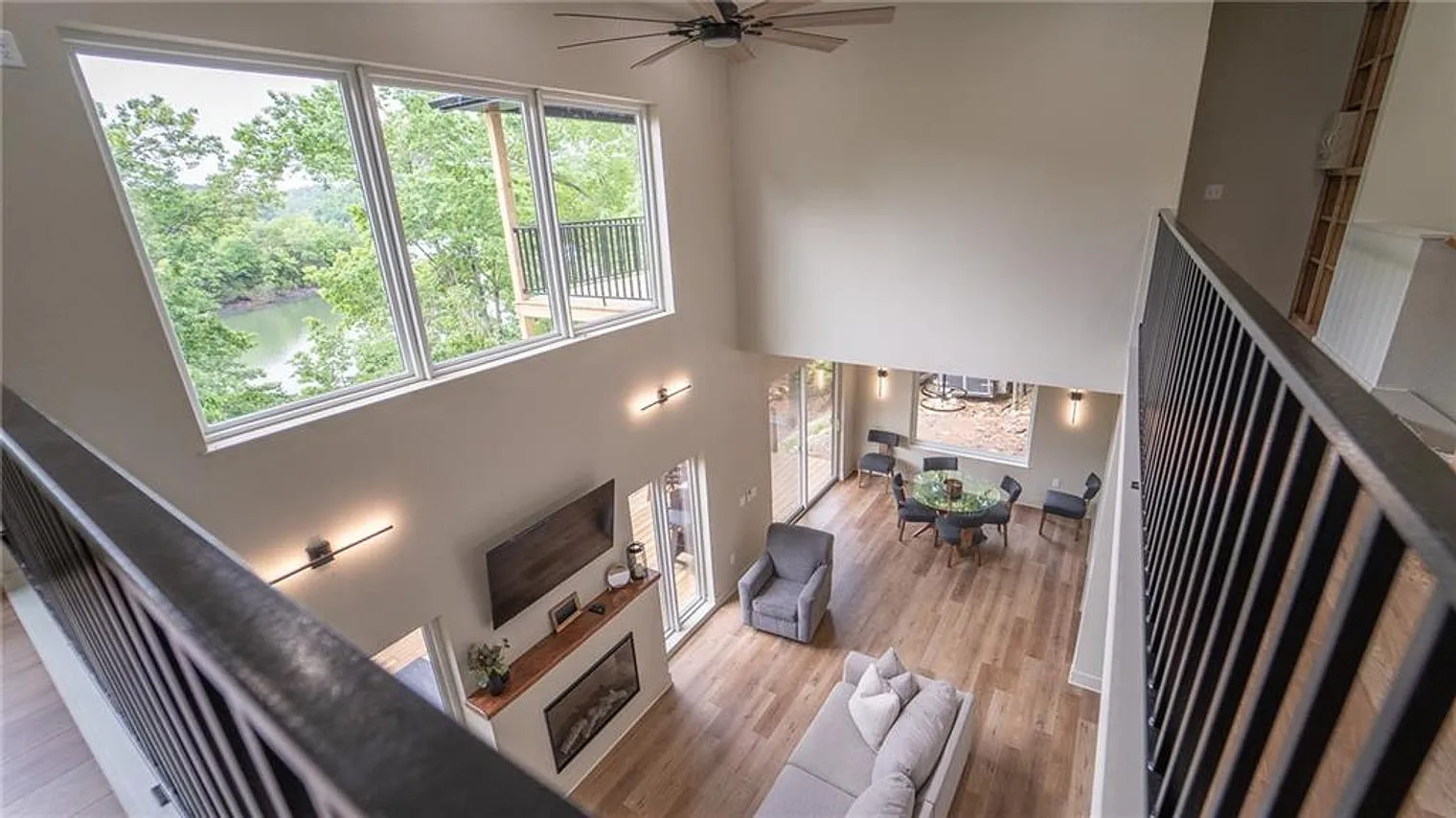 8 bed, 8.0 bath, $24,408 — Photo 3