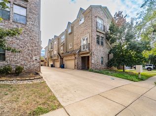 1922 Euclid Ave APT C, Dallas, TX 75206