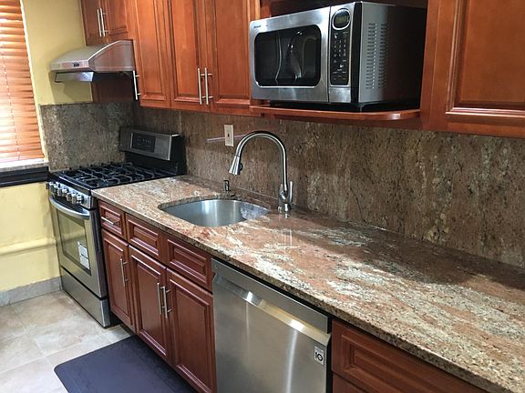 4th image of 7225 Little Neck Pkwy #2