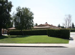 2927 Brookside Dr APT B, Bakersfield, CA 93311