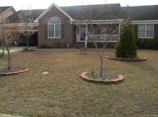 509 Foxdenton Pl, Fayetteville, NC 28303