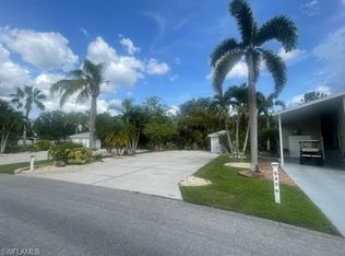 5940 Maplewood Ct, Fort Myers, FL 33905