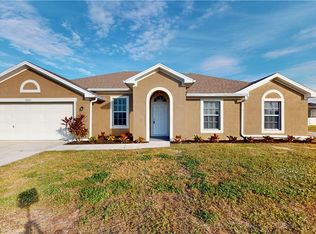 2001 NE 17th Ave, Cape Coral, FL 33909