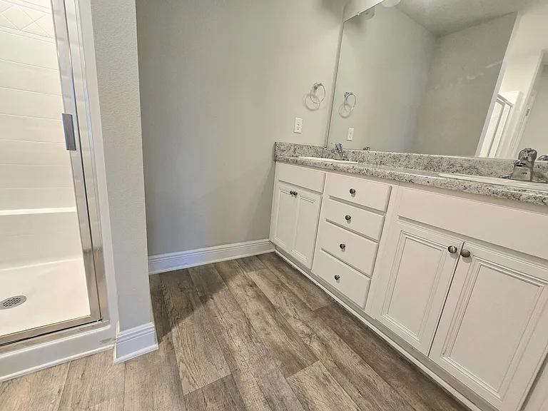 6012 Royal Port Ct — Photo 10