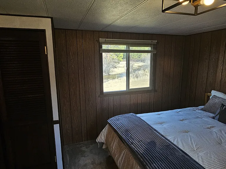 7 Bert Rd — Photo 32