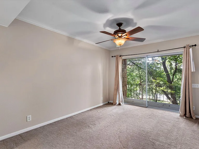 2704 San Pedro St #A-10 — Photo 20