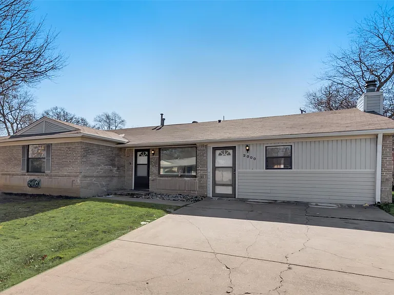 2000 Melissa St — Photo 19