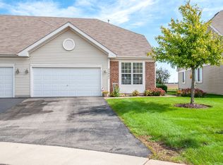 2204 Tremont Ln, Joliet, IL 60431