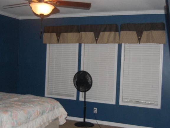 5th image of 3145 Edmond Dr