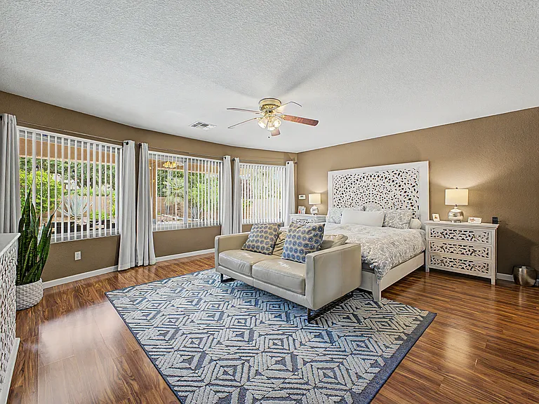 12410 N Echo Valley Dr — Photo 33