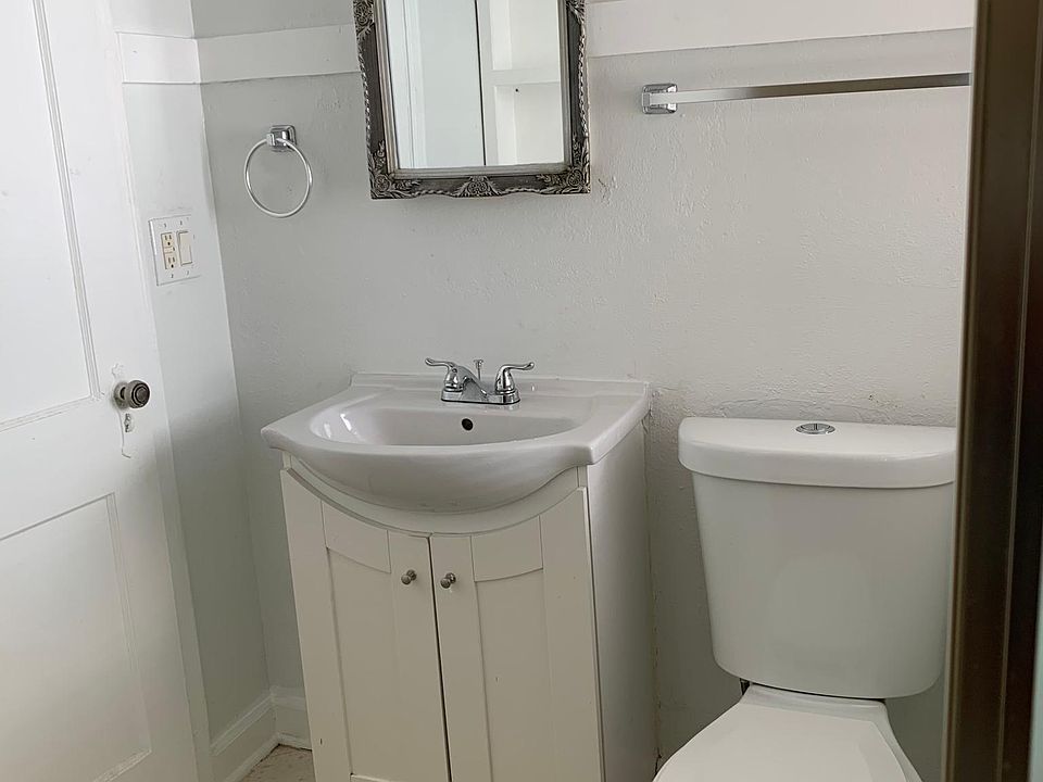 1st image of 708 S Lee Ave